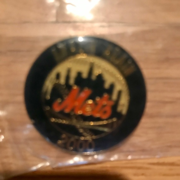 Mets Vintage. Bundle - Picture 2 of 5